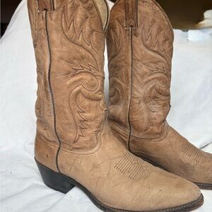 Abilene vintage men’s tan cowboy boots style 6075 sz 10D all leather